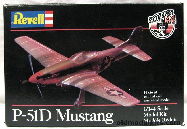 Revell 1/144 P-51D Mustang, 1033 plastic model kit